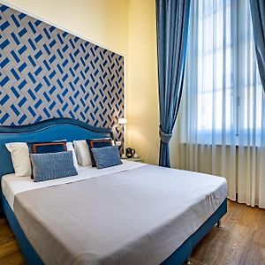 Kamer met een Queen Size Bed